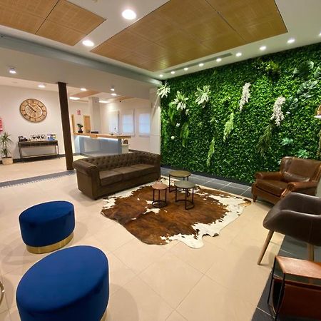 דואנייס Hotel Camino Real מראה חיצוני תמונה