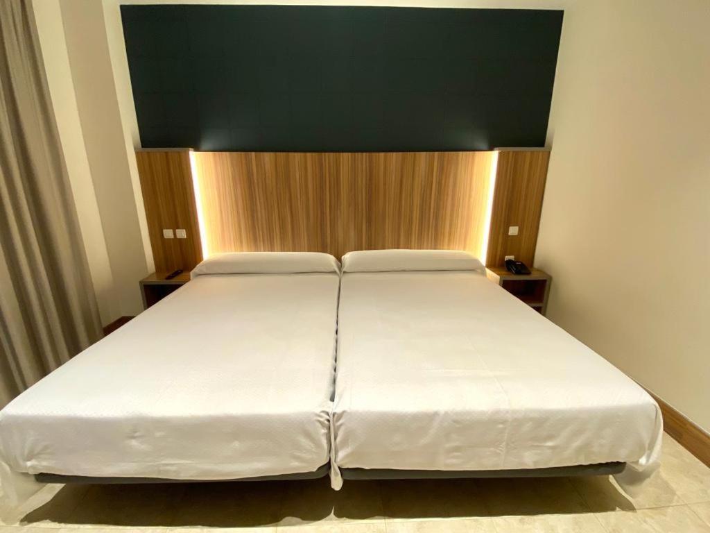 דואנייס Hotel Camino Real מראה חיצוני תמונה