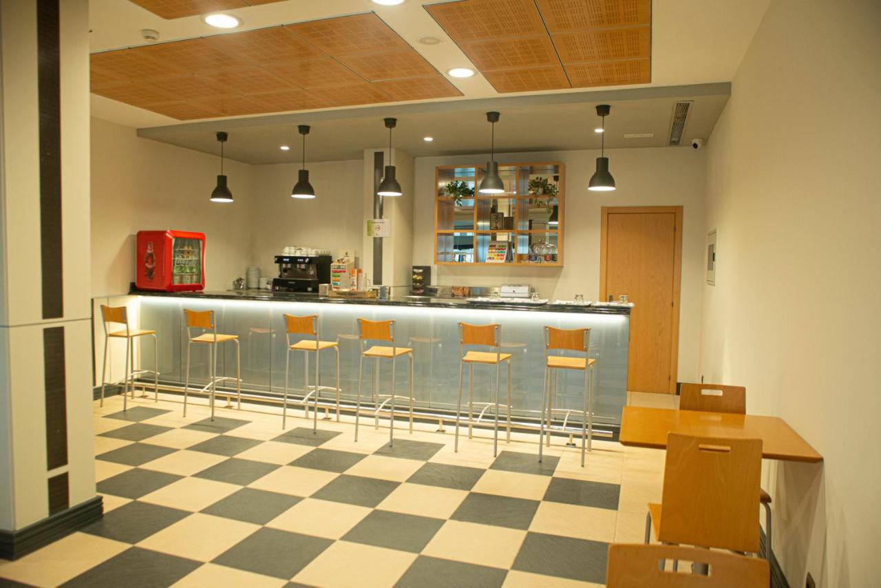 דואנייס Hotel Camino Real מראה חיצוני תמונה