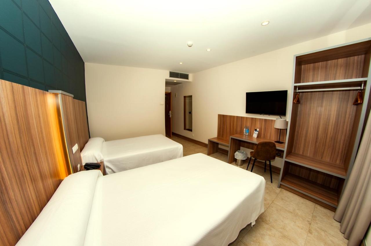 דואנייס Hotel Camino Real מראה חיצוני תמונה