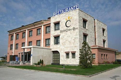 דואנייס Hotel Camino Real מראה חיצוני תמונה