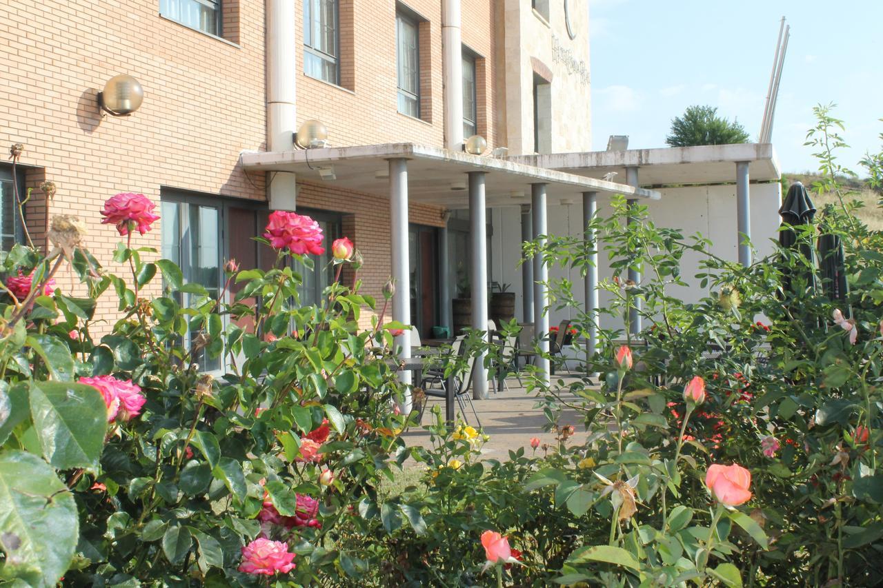 דואנייס Hotel Camino Real מראה חיצוני תמונה
